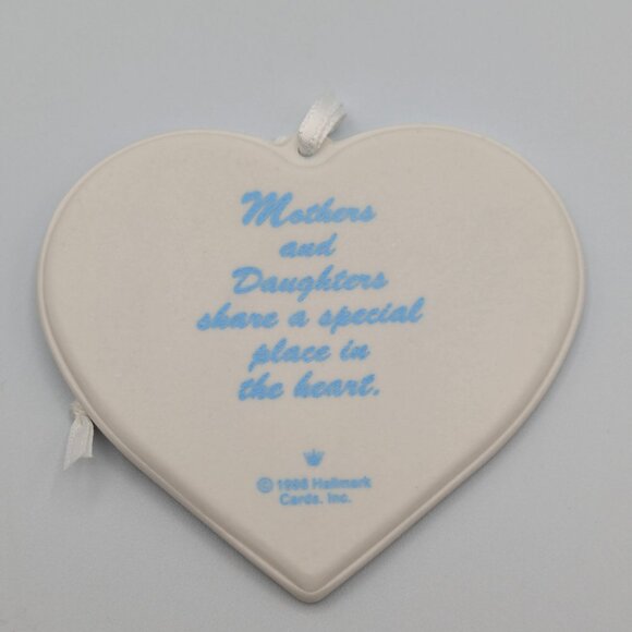 Hallmark Keepsake Mother and Daughter 1998, Vintage Porcelain Christmas Ornament - Picture 6 of 10